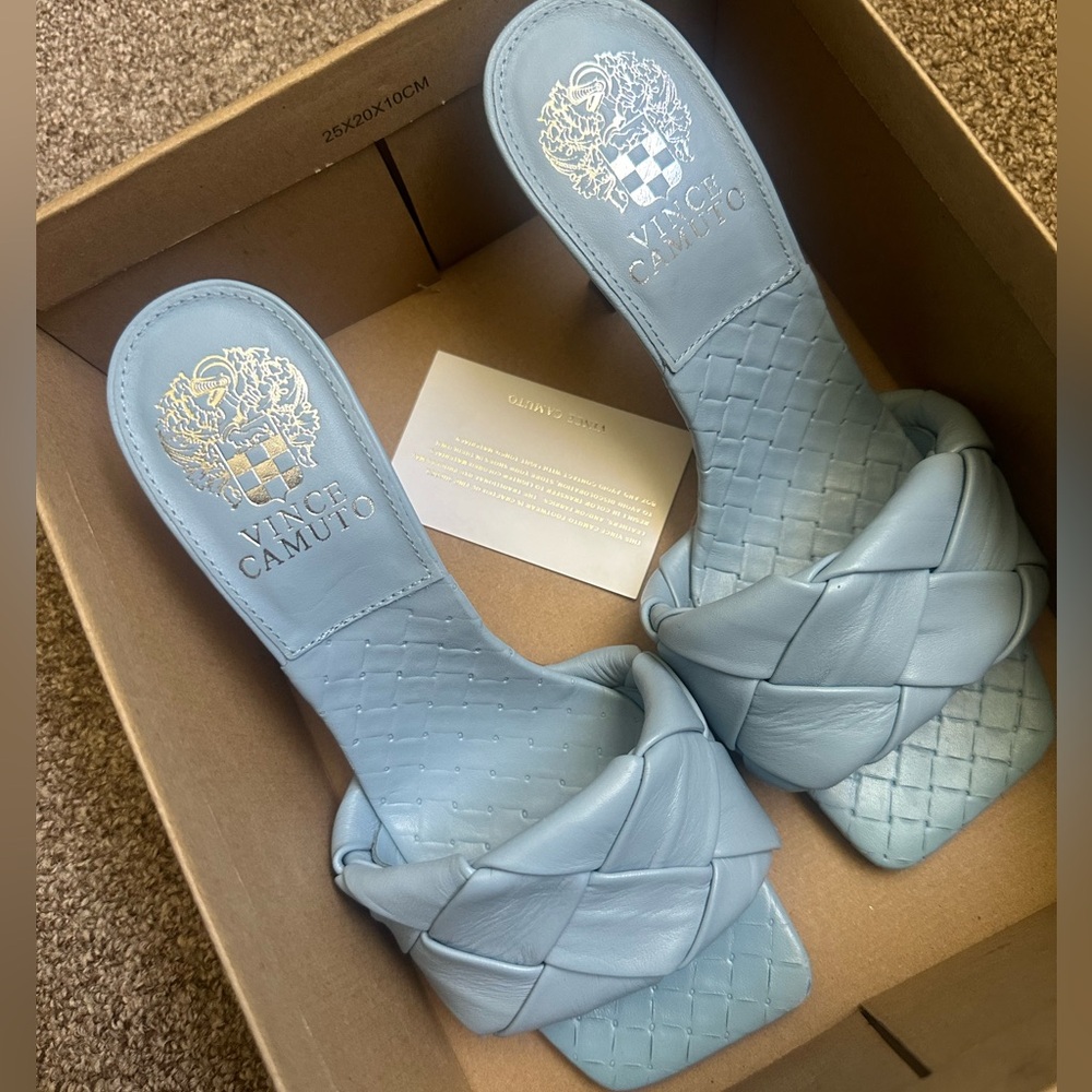 Vince Camuto Brelanie Mule